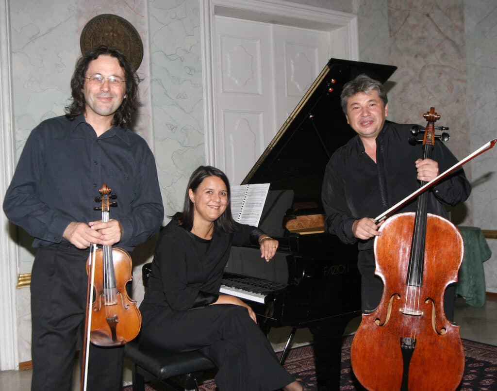 Klaviertrio Amael at Betnava Hall in Maribor (2006)